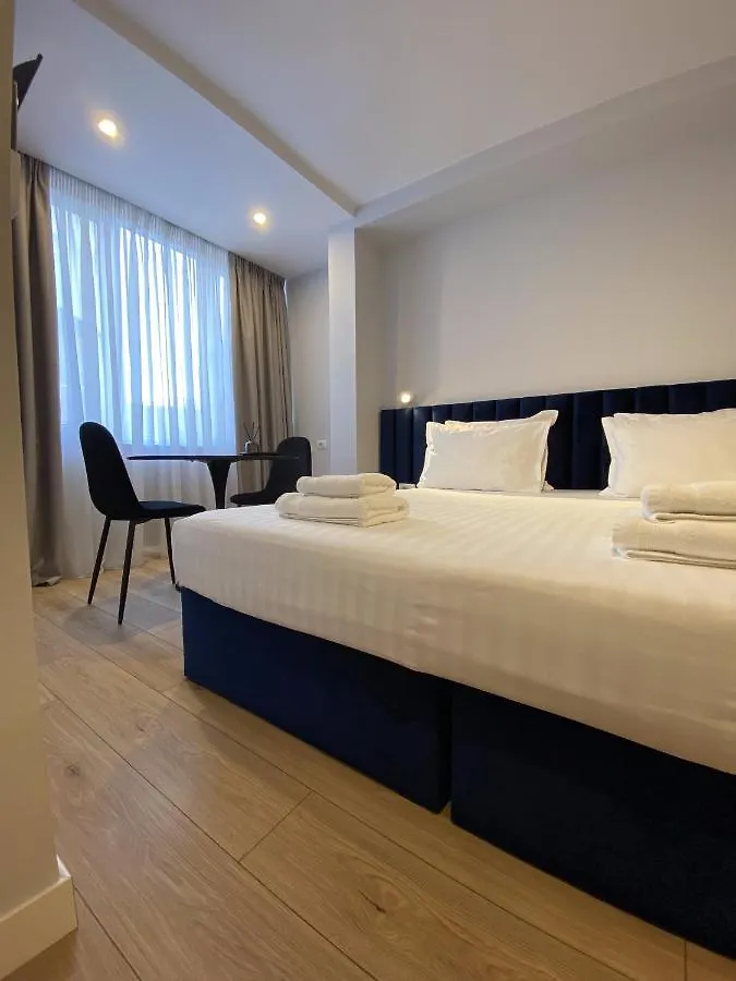 Living Studio Apartments Tirana