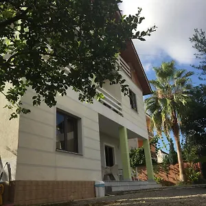 Grande House , Tirana Albanie